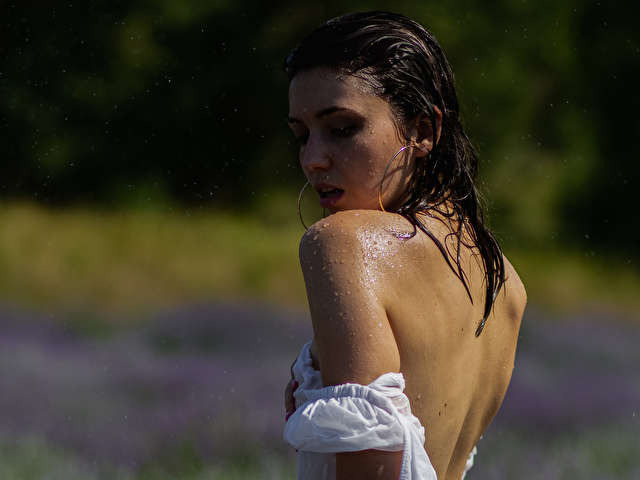 MILINDA free sexy photo