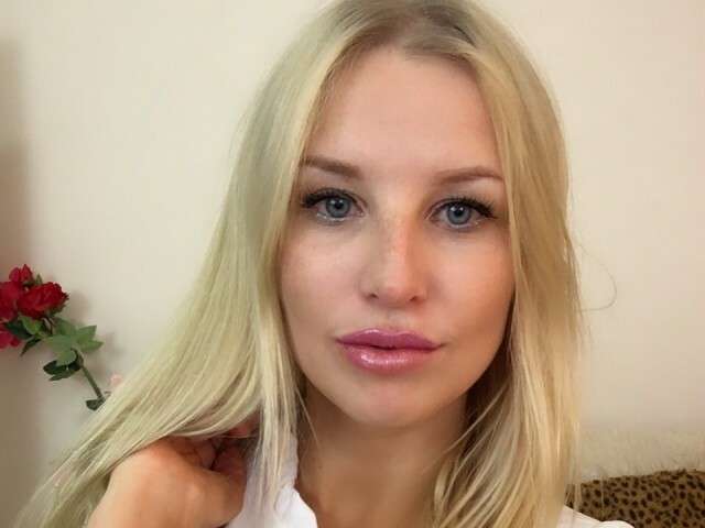 BRITTANYHOTT free sexy photo
