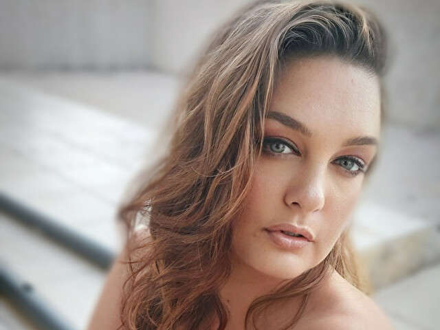 SELINAKYLLA free sexy photo