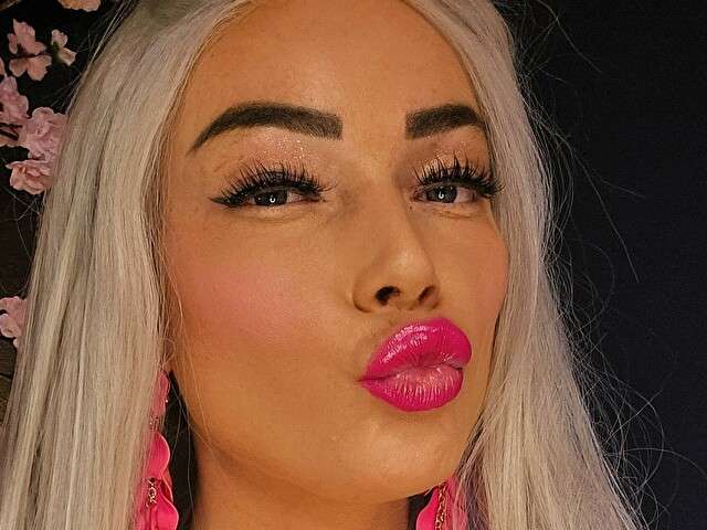 LOVEASHLEY19 free sexy photo