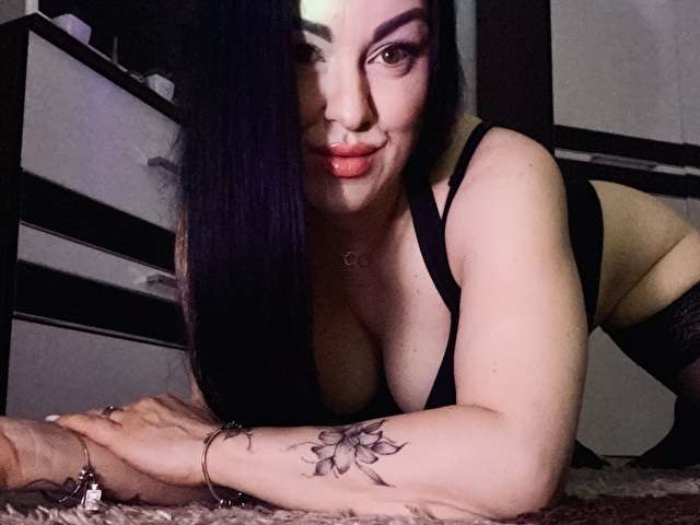 MONAERICA free sexy photo