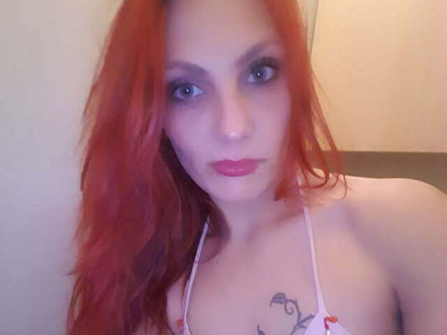 FOXY69 free sexy photo