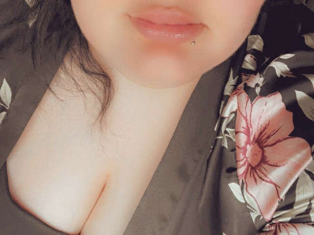 LOVEMYCURVES free hard sexy photo