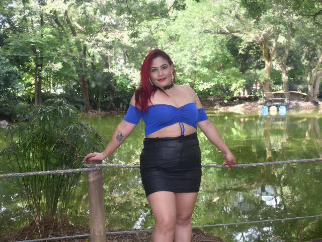AMARACLEMENT free sexy photo