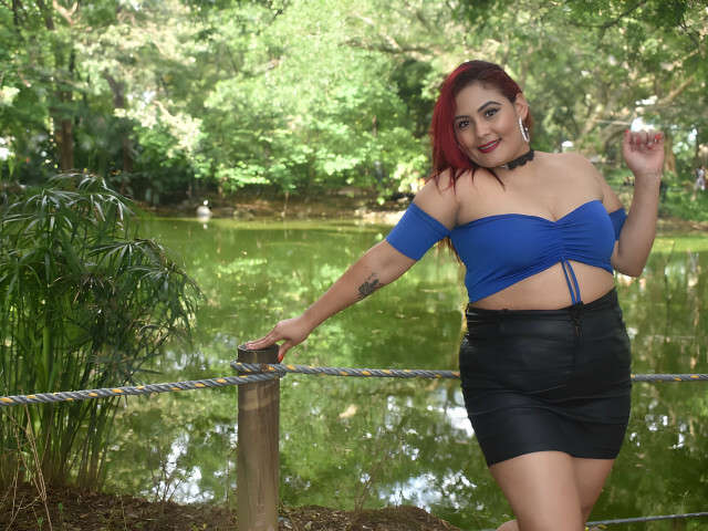 AMARACLEMENT free sexy photo
