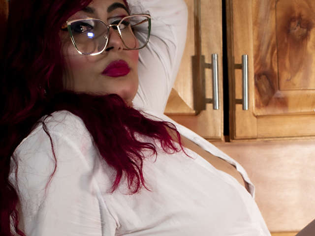 AMARACLEMENT free sexy photo
