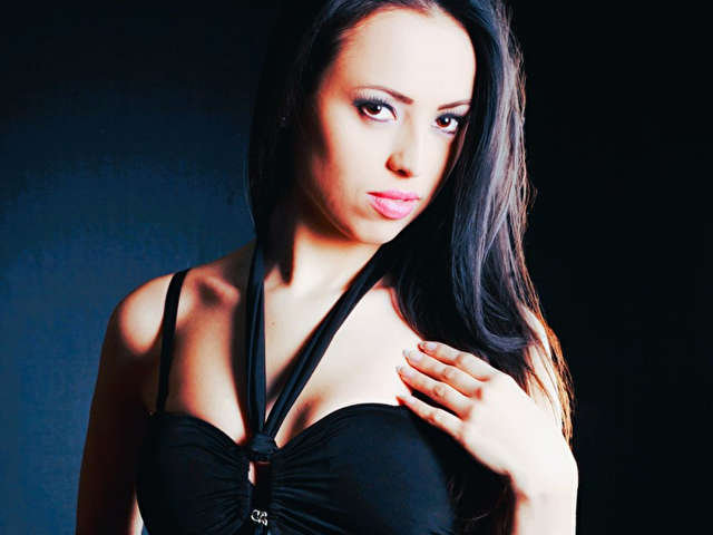 BLACKBUTTERFLY free sexy photo