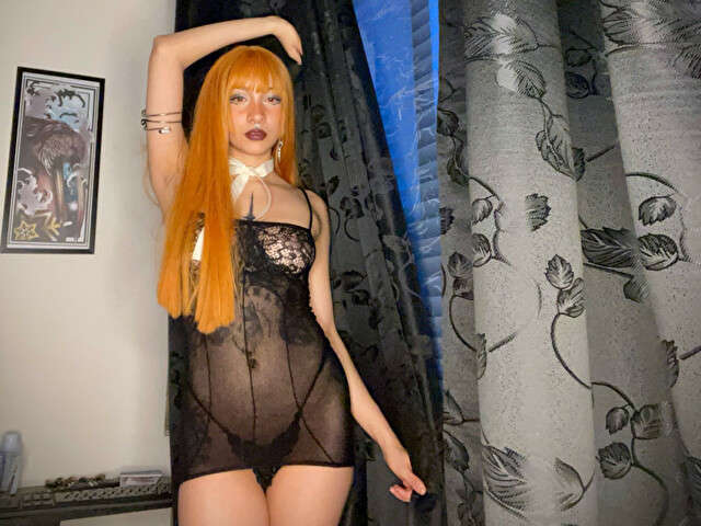 KIARAGOTHX free hard sexy photo