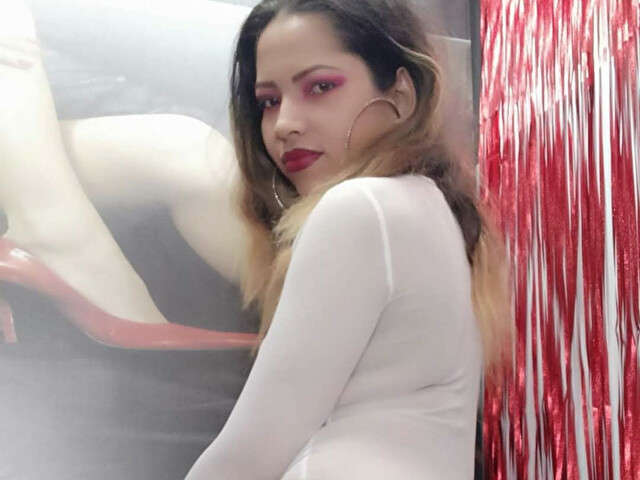 THEBOSSLARA free sexy photo