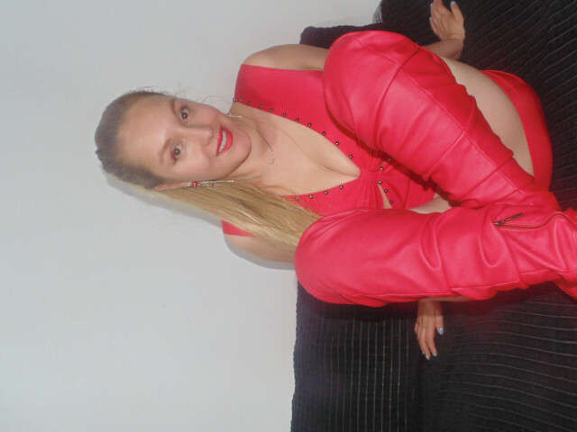 CHLOEJEWEL free sexy photo