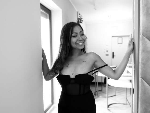 ELYAQUIN free hard sexy photo
