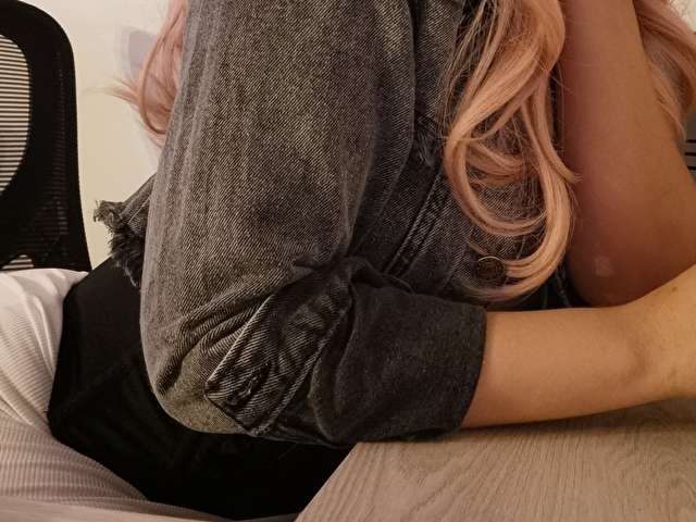 AMAZONA free sexy photo