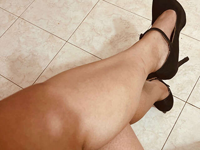 NASTYSUBANNA free sexy photo