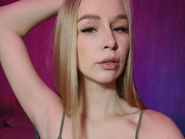 BLONDIANGEL free hard sexy photo