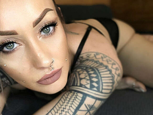 MAITRESSLEXA free sexy photo