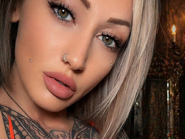 MAITRESSLEXA free sexy photo