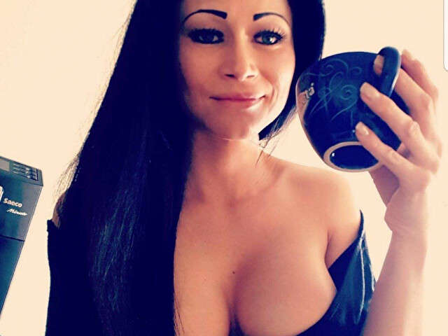 TIARUSSEL free sexy photo