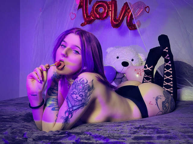 LARAROMANOV free hard sexy photo