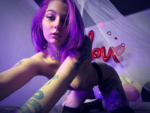 LARAROMANOV free hard sexy photo