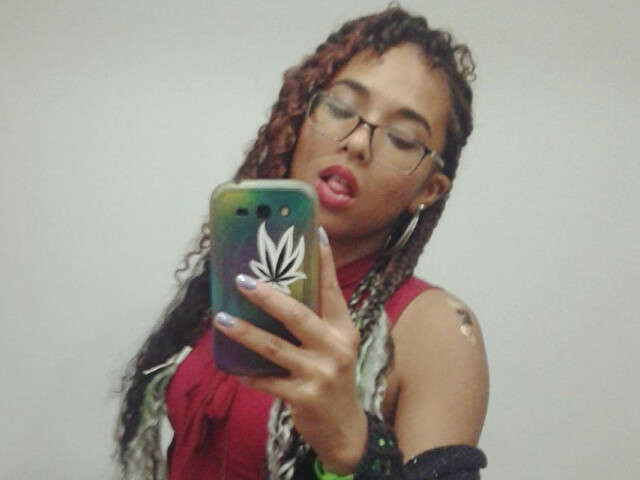 COURTNEYLEOA free sexy photo