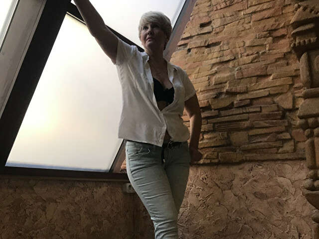 BLONDNELLY free sexy photo