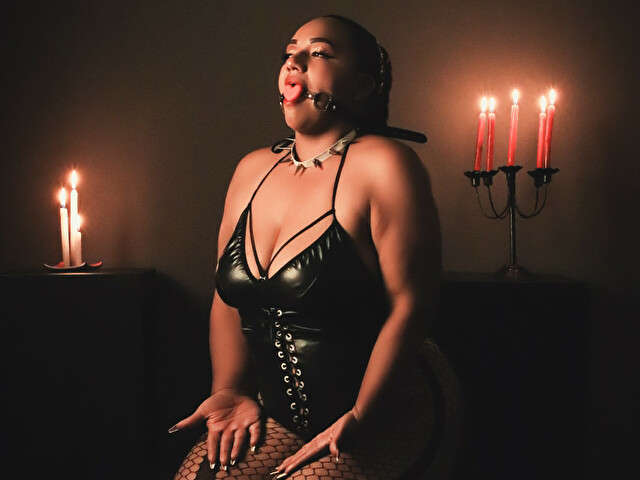 SLAVEMESSY free hard sexy photo