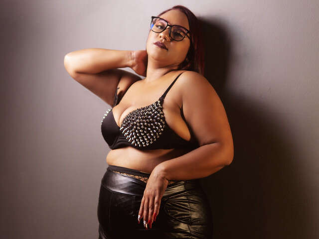SLAVEMESSY free sexy photo