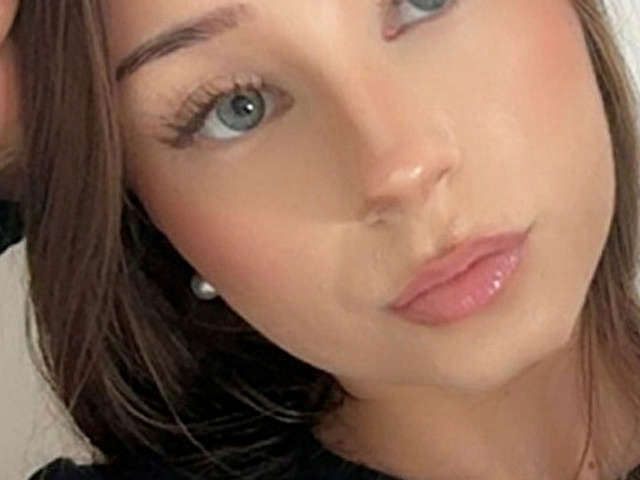 EMILYBELLE free sexy photo