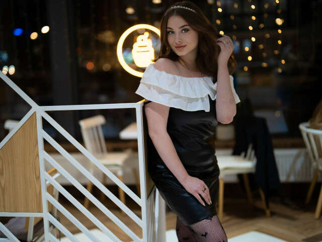 SENSITIVEEE free sexy photo