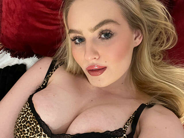 OLIVIABENT free hard sexy photo