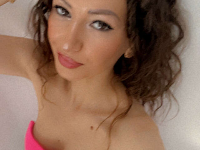SWEETARIANA free sexy photo