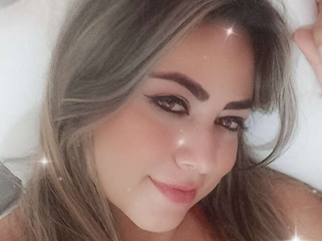 AMANDALEEON free hard sexy photo