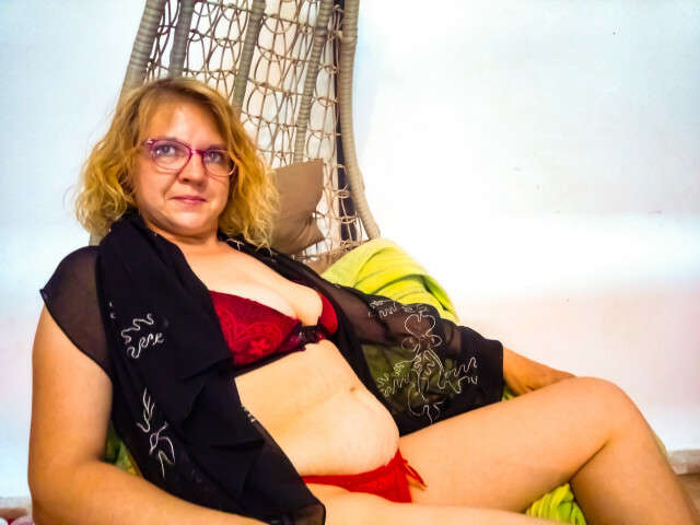 CUTEDEBBY free sexy photo