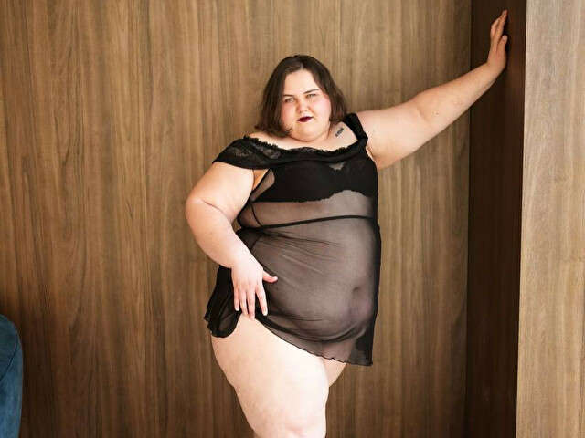 JANIEBBW free sexy photo