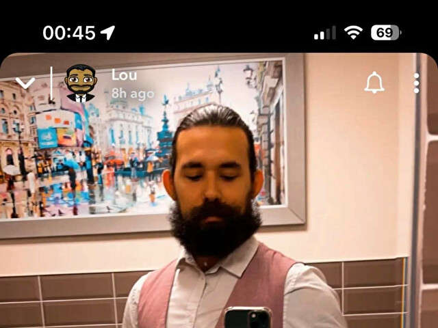 LOUISC1997 free sexy photo
