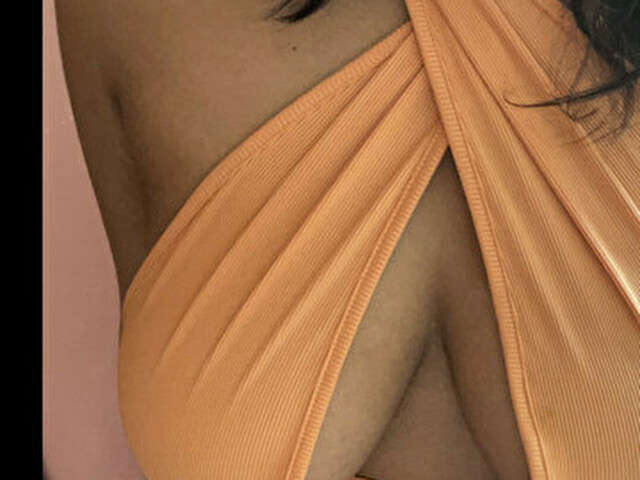 PRETTYARYAH free sexy photo