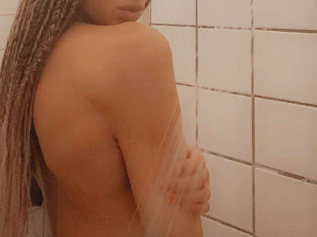 KAITLYNN21 free hard sexy photo