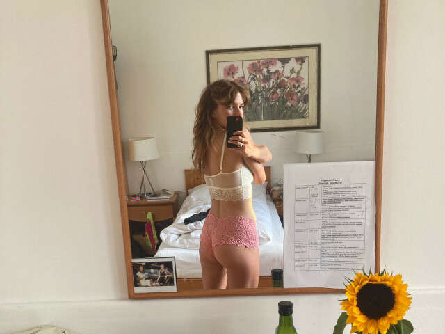 CINDYLOU free sexy photo