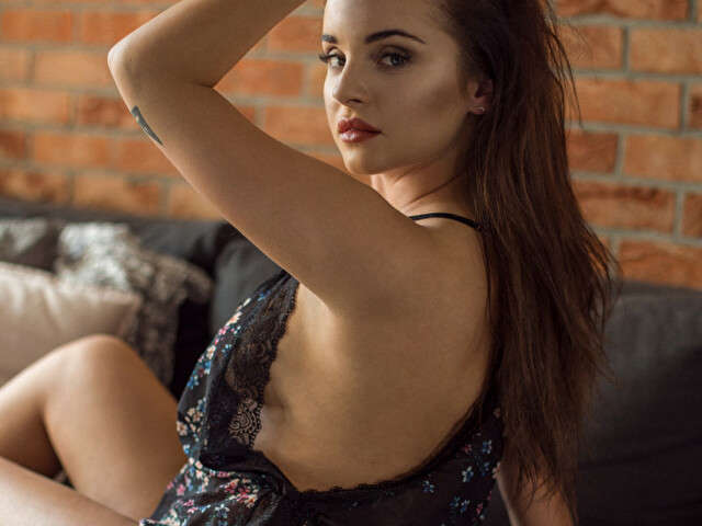 ALEXMILKTITS free sexy photo