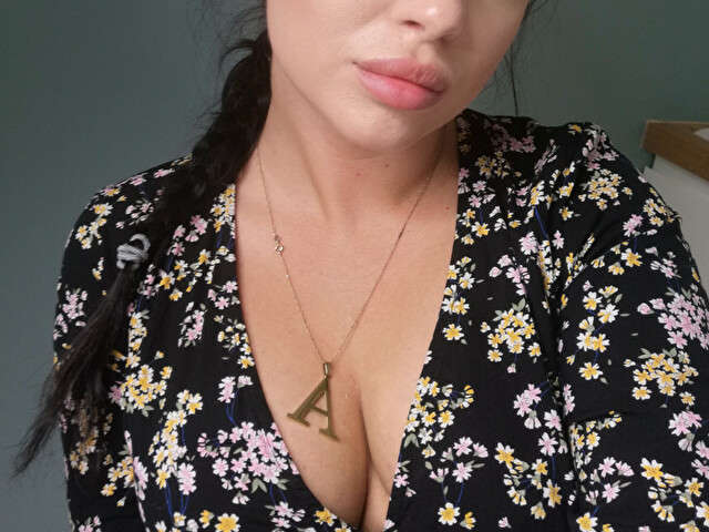 ALEXMILKTITS free sexy photo