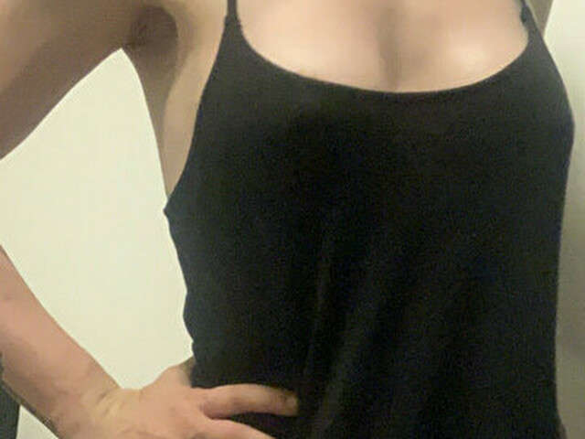 NAOMIHMM free sexy photo