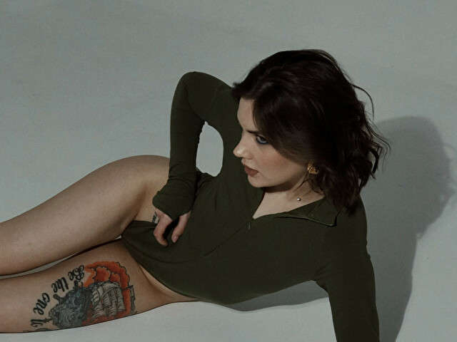 MELISSADIRTY free hard sexy photo