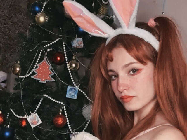 GRACEFULFOXY free sexy photo