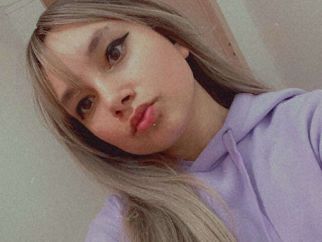 ANAYSSQUIRT free sexy photo