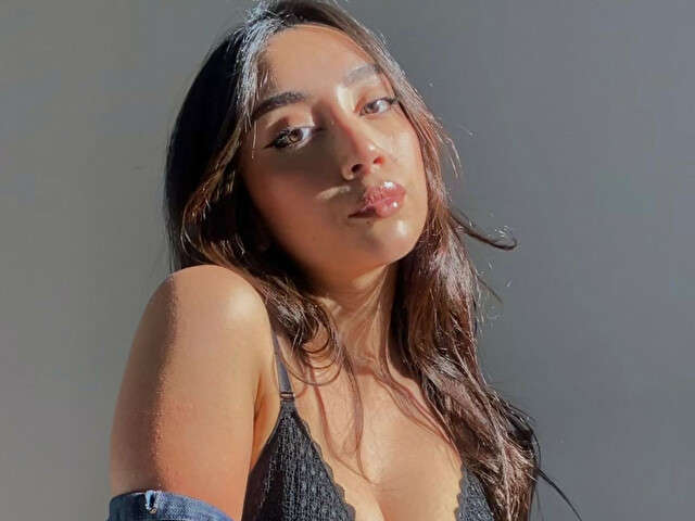 NIKKOLE free sexy photo