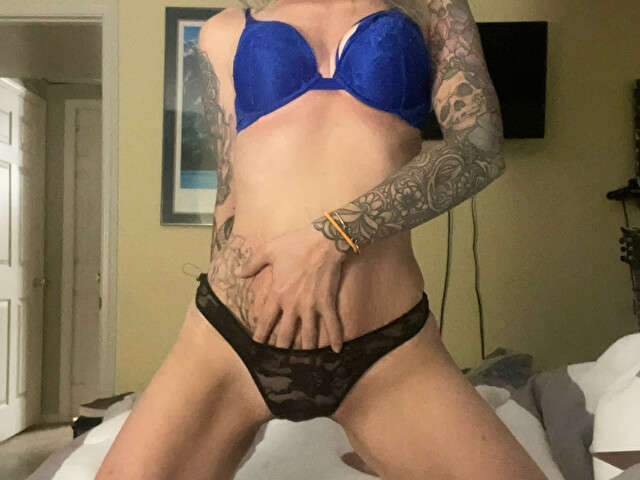 DAPHNEY free hard sexy photo