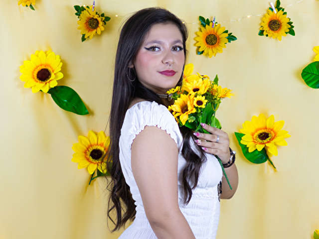 ZOEBELLE free sexy photo