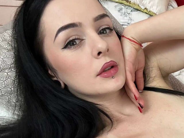 CASSVONTEESE free sexy photo