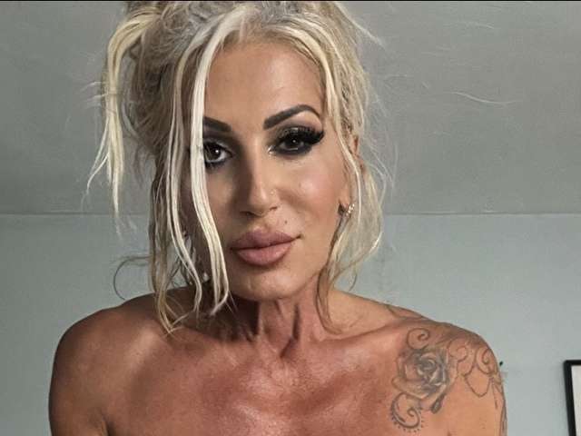 GODDESSANNA free sexy photo