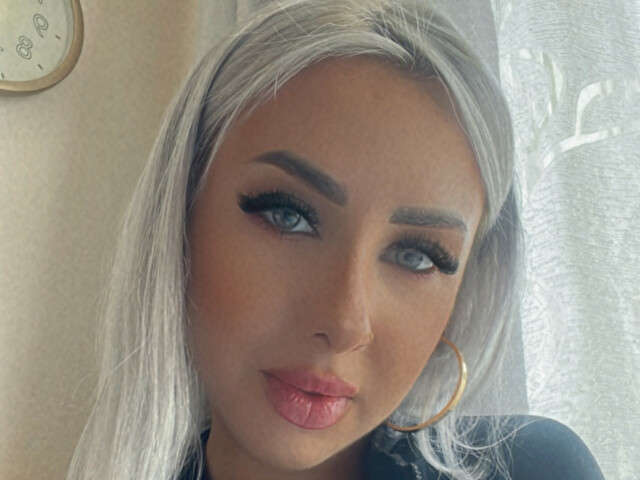 SWEETRAISA1 free sexy photo